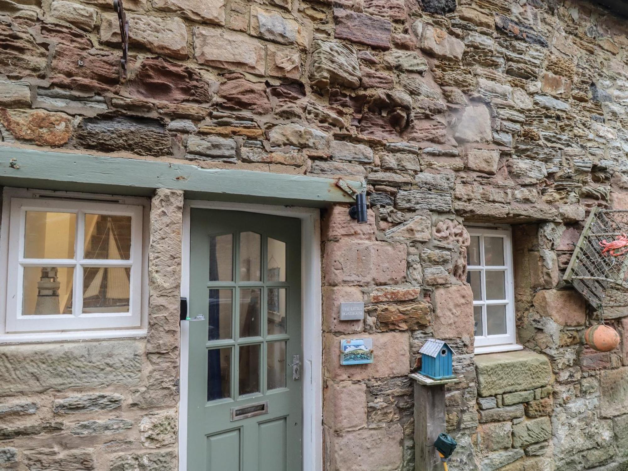 The Little Boathouse Villa Seahouses Exterior photo